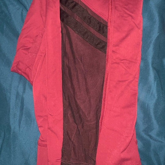 Pink VS Maroon Leggings - Picture 4 of 6